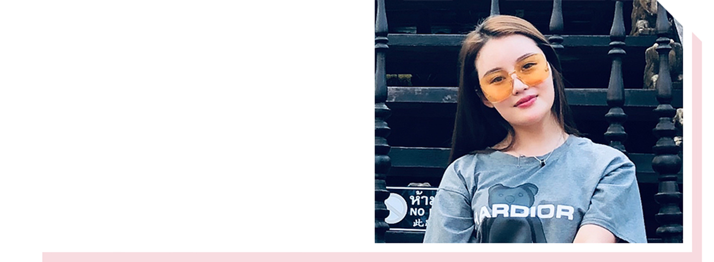  Image of Anne wearing sunglasses