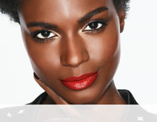 Get the step-by-step application tips for the Look-at-Me Lips Look created by Mary Kay Guest Makeup Artist Sam Addington.